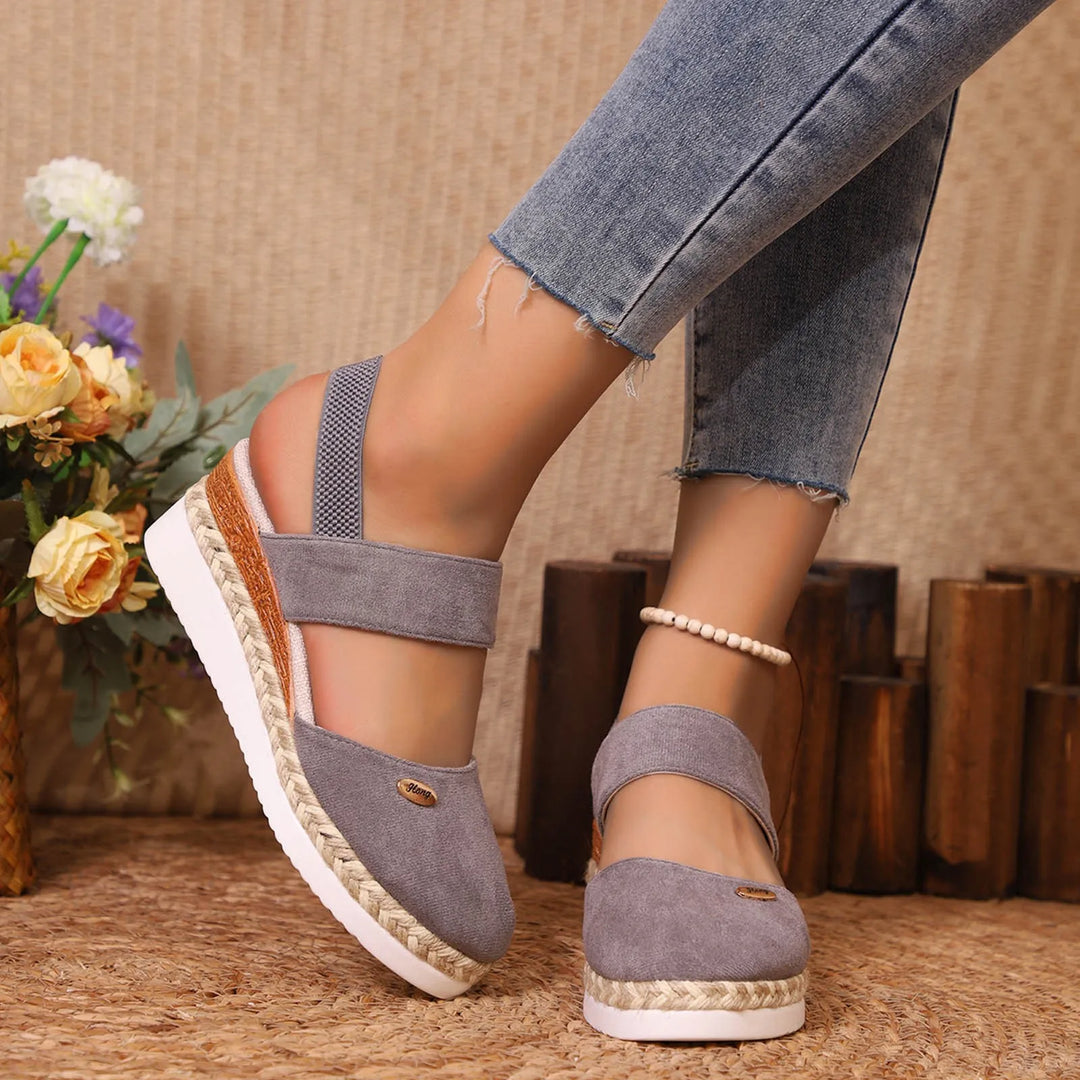 Gitta | Plus-Size Wedge Sandals
