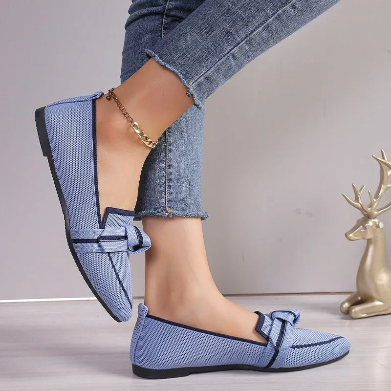 Flat Women's Shoes with Knotted Design