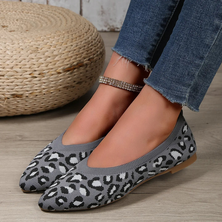 Leopard Patterned Pointed Flats