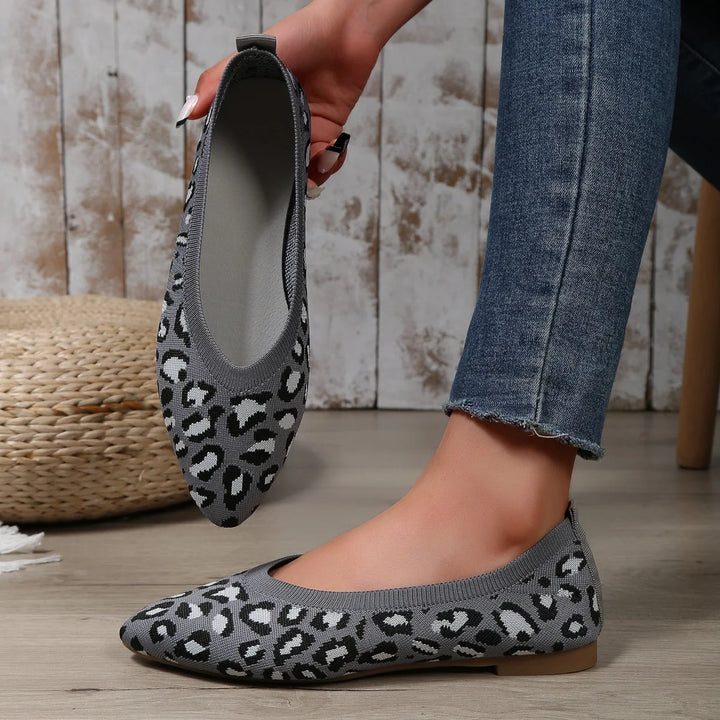 Leopard Patterned Pointed Flats