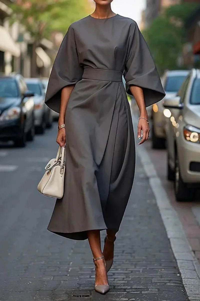 Sonia - Elegant Dress with Sleeves