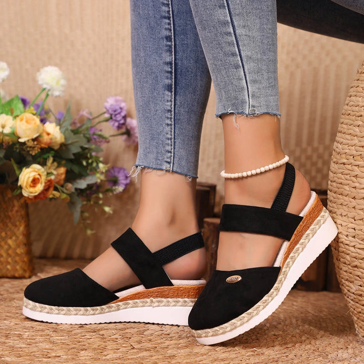 Gitta | Plus-Size Wedge Sandals