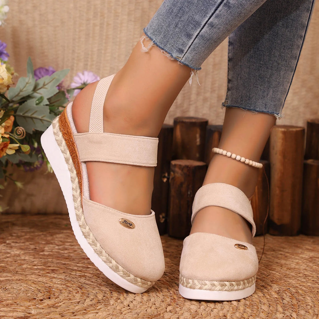 Gitta | Plus-Size Wedge Sandals