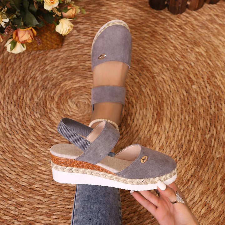 Gitta | Plus-Size Wedge Sandals