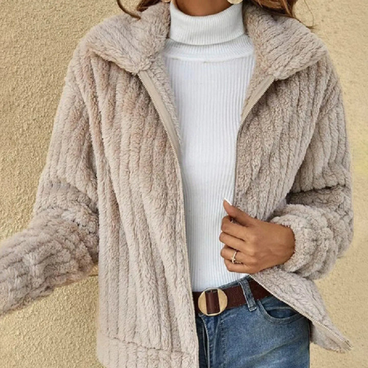 Emilia - Zip Closure Cardigan