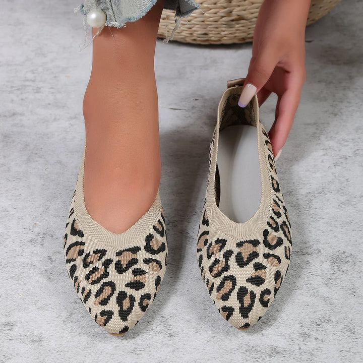 Leopard Patterned Pointed Flats