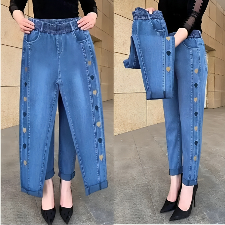 Soraya - Women's Highly Elastic Jeans with Heart Motif Embroidery