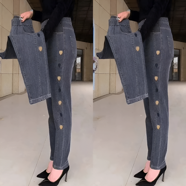 Soraya - Women's Highly Elastic Jeans with Heart Motif Embroidery