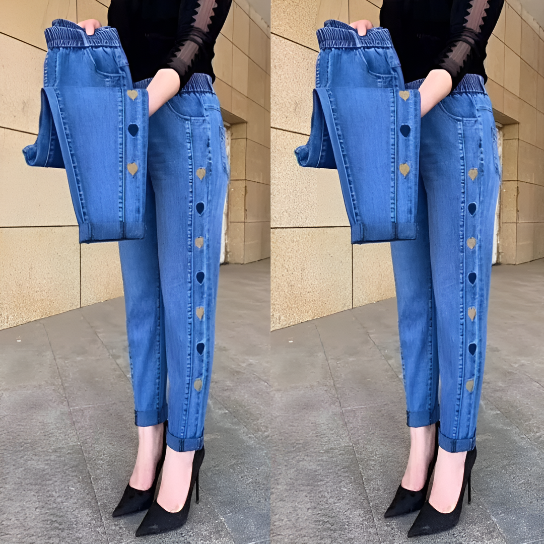 Soraya - Women's Highly Elastic Jeans with Heart Motif Embroidery
